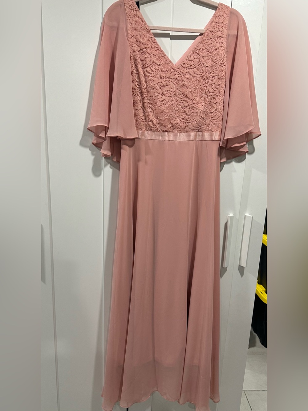 V-Neck Lace Bodice Maxi Dress in Dusty Rose